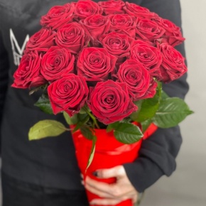 21 красная роза в конусе (50 см) в Сергиевом Посаде