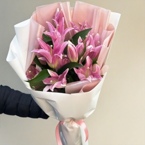 Монобукет из 9 ароматных розовых лилий в Сергиевом Посаде