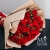 Букет 15 кустовых красных роз в Сергиевом Посаде