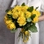 Букет из 25 лимонных роз с рускусом (40 см) в Сергиевом Посаде