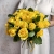 Букет из 25 лимонных роз с рускусом (40 см) в Сергиевом Посаде